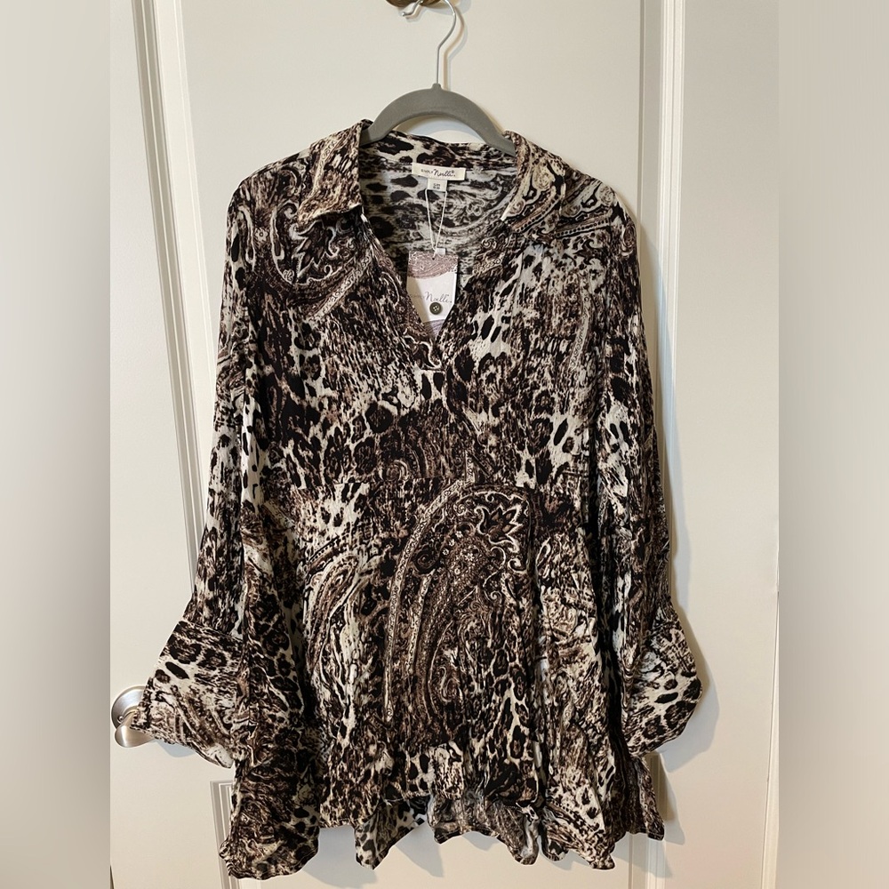 Simply Noelle Flowy Tunic Top - Animal Print